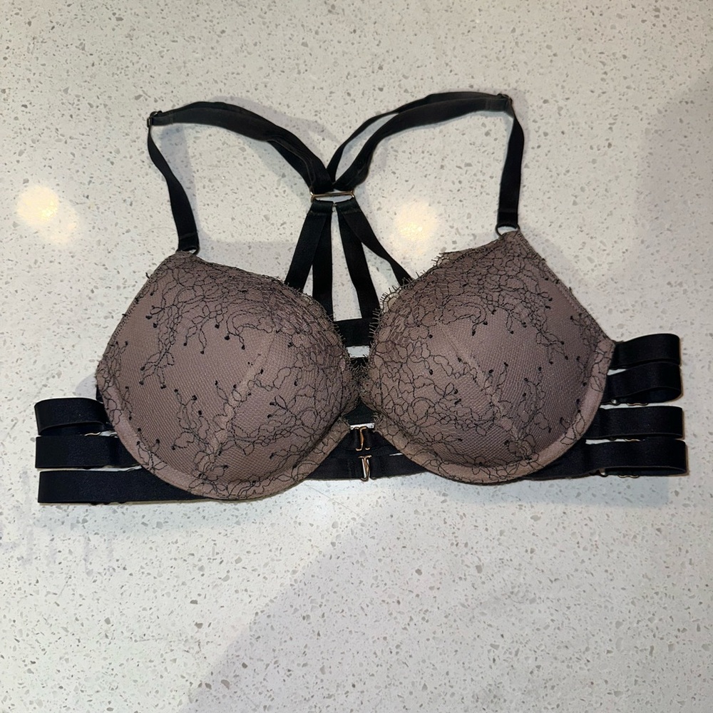 Victoria Secret bombshell bra